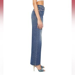 MOTHER Blue Flare & Wide Leg Jeans - high rise the Lasso sneak